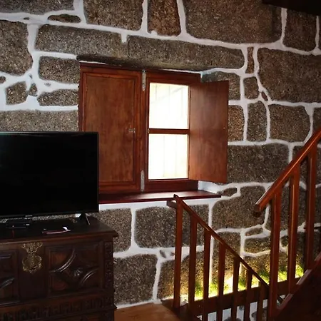 Ribeiro Country House - Near Porto Vakantiehuis *